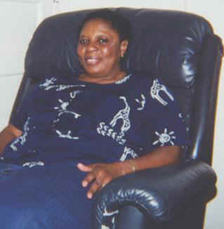 adenike24.jpg (12960 bytes)