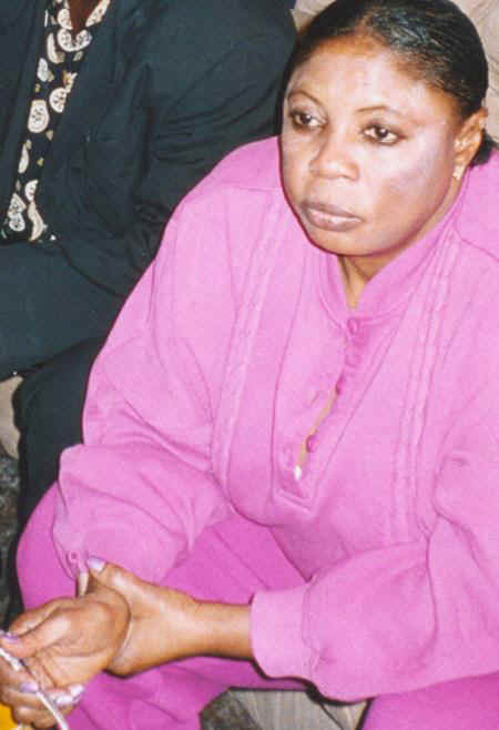 adenike25.jpg (38943 bytes)